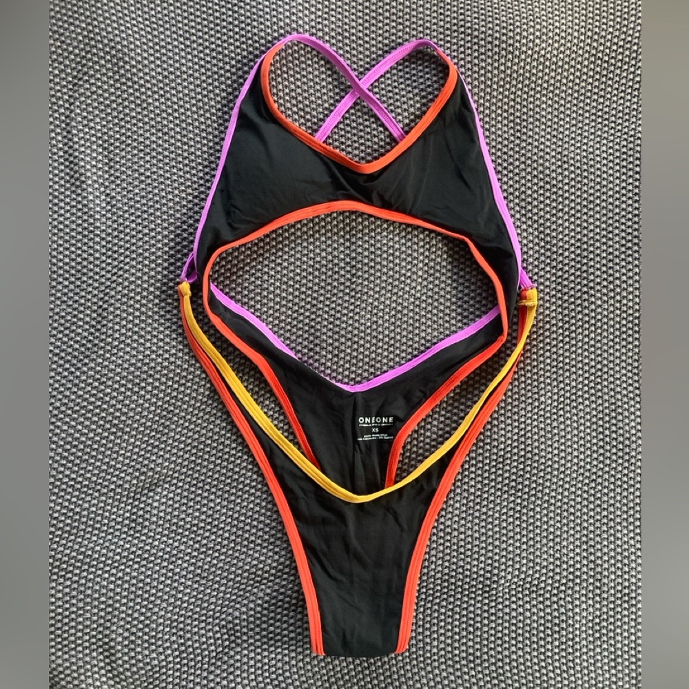 OneOne Swimwear Sadie 80s Style One Piece XS